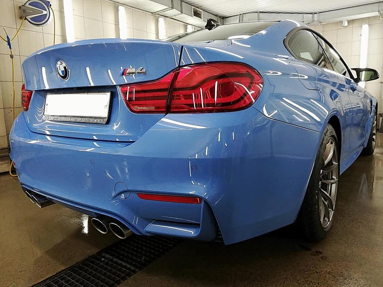 BMW M4