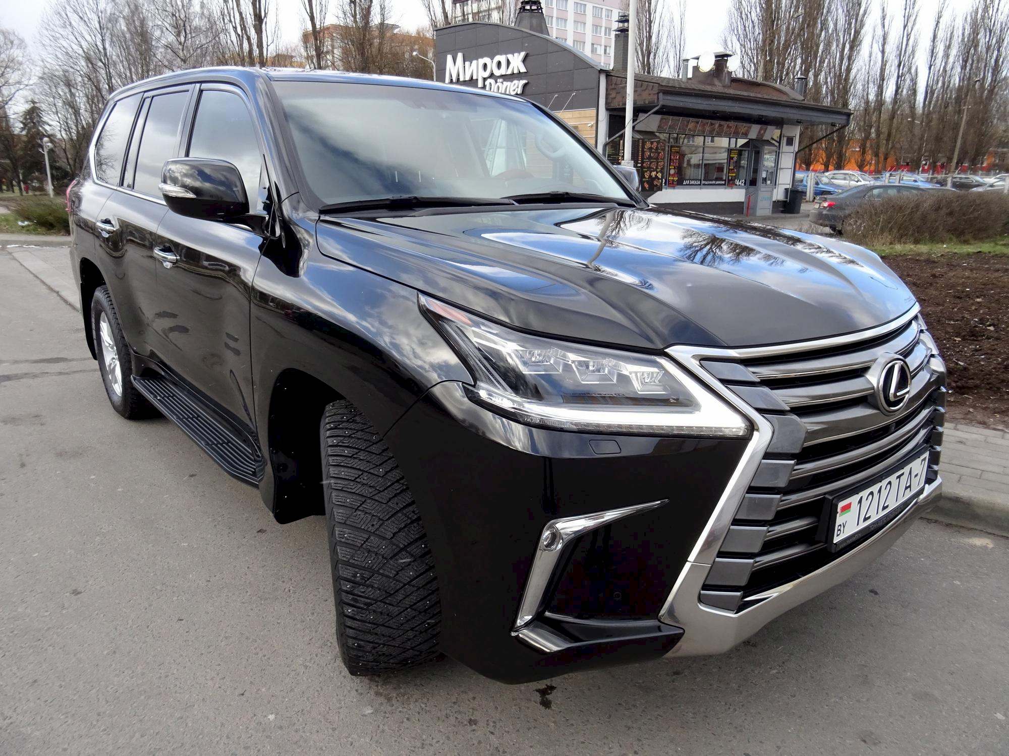 Lexus LX450d