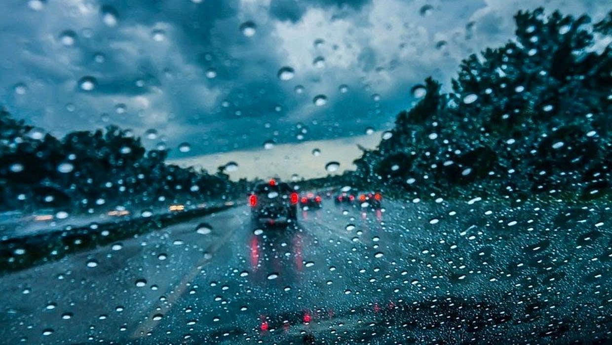 Антидождевое покрытия стекла авто